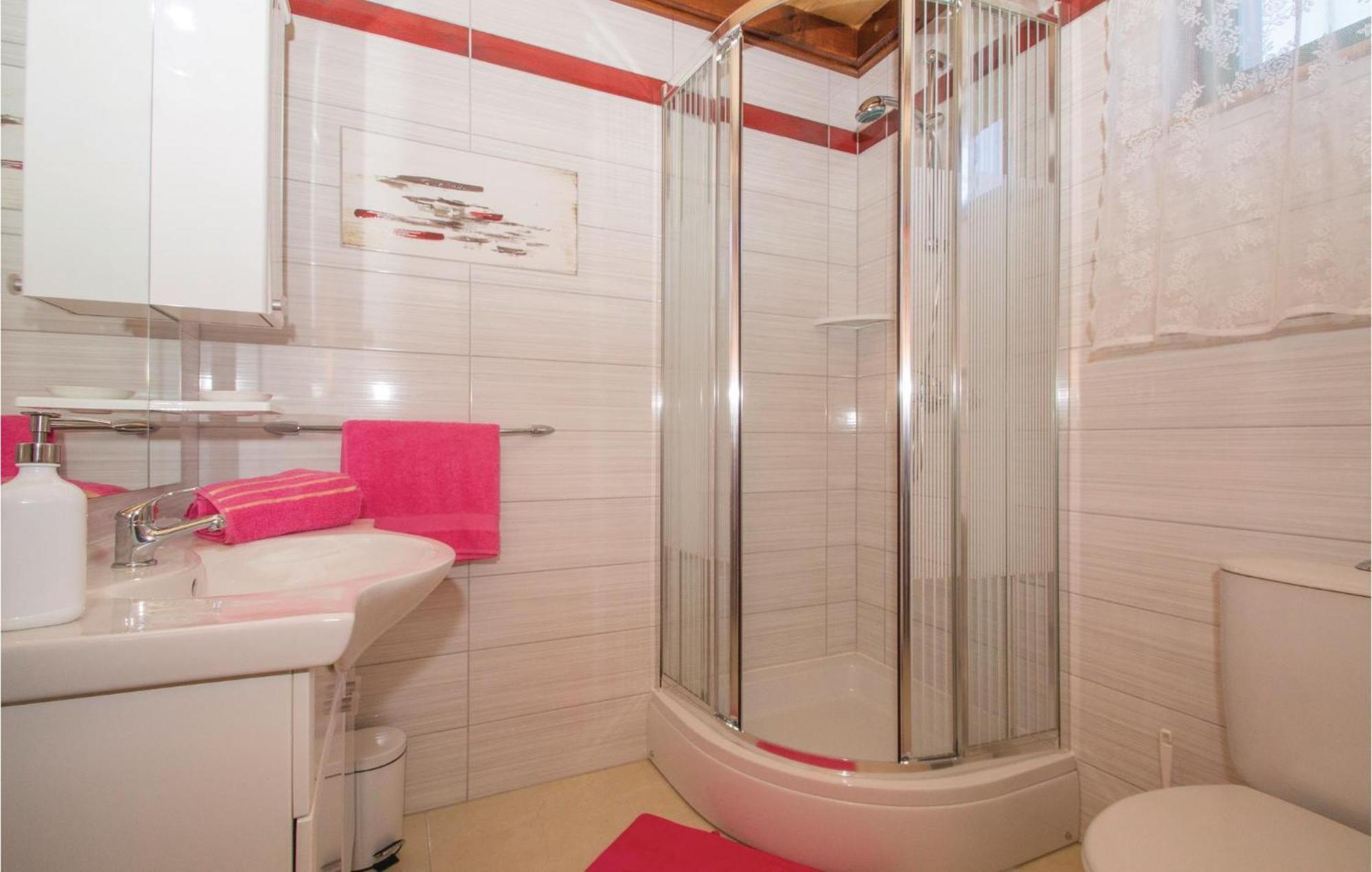 Awesome Home In Smokvica With Kitchen المظهر الخارجي الصورة