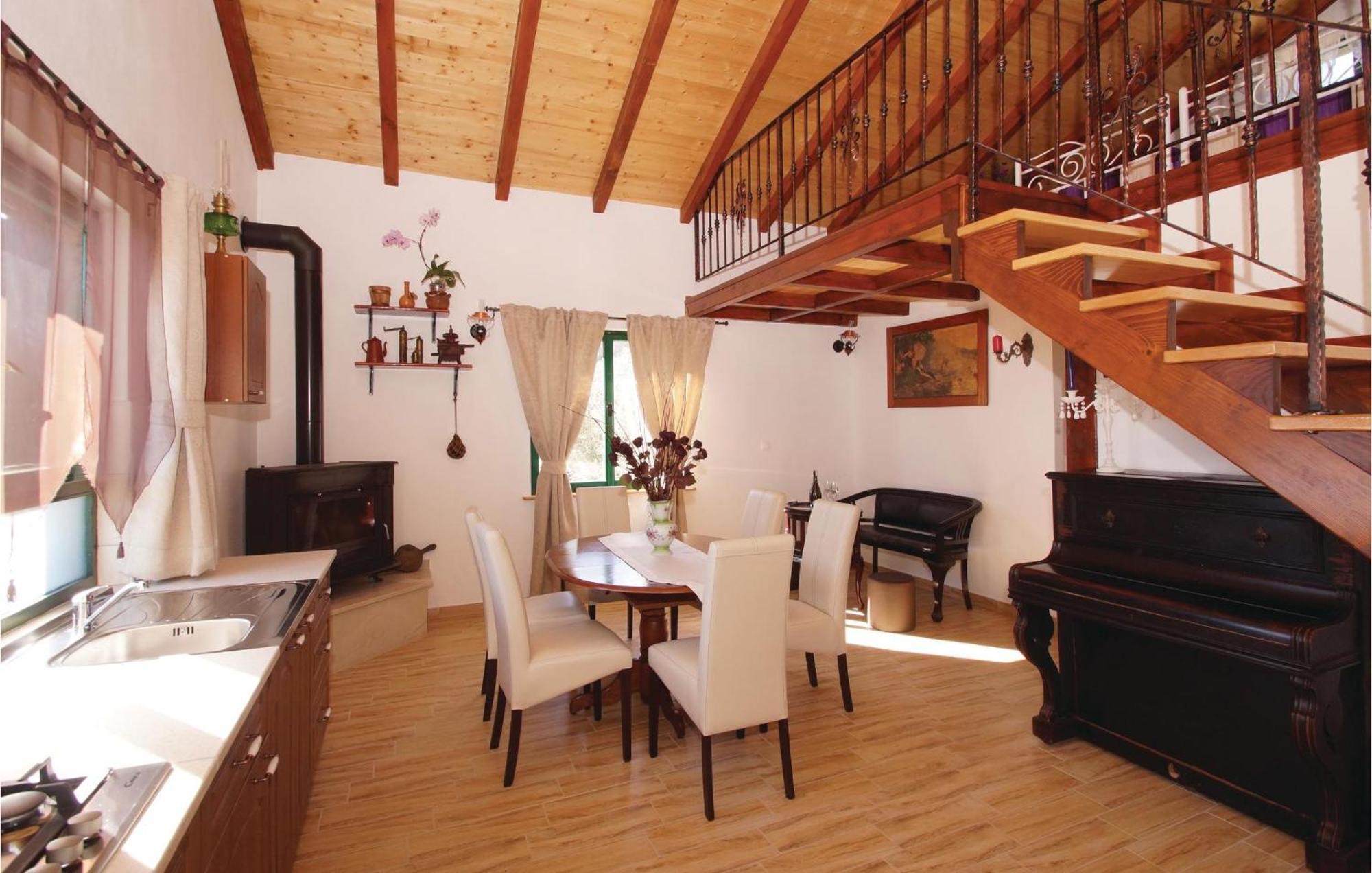 Awesome Home In Smokvica With Kitchen المظهر الخارجي الصورة
